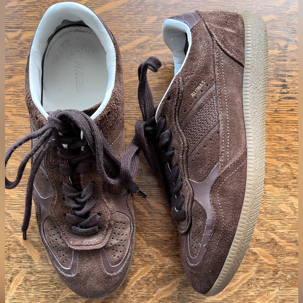 Alohas brown leather sneakers
